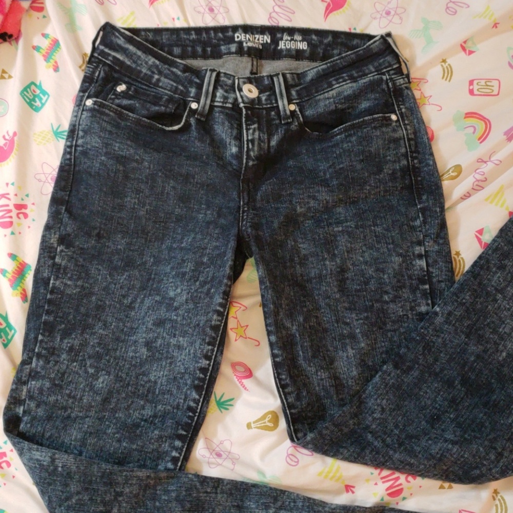 ❌SOLD❌DENIZEN LEVIS LOW RISE JEGGINGS
